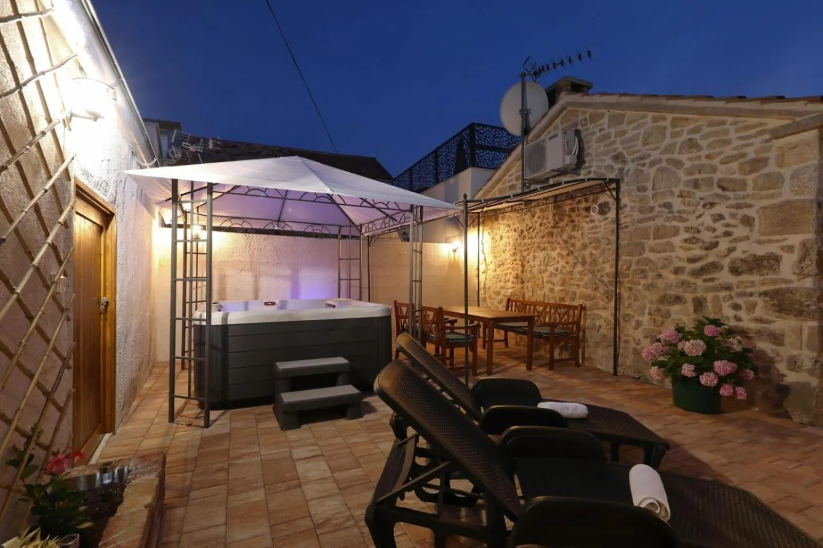 House Cirrus Villa Sukosan
